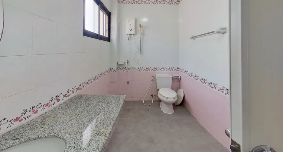 For sale 3 bedrooms house in San Sai, Chiang Mai