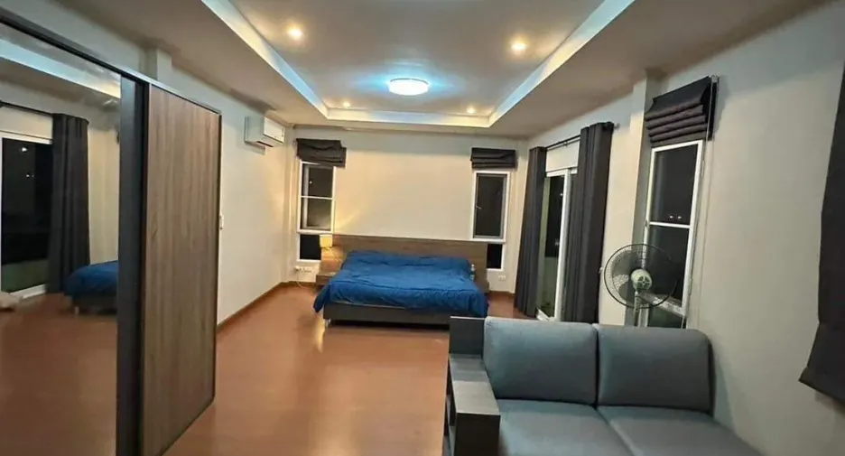 Продажа 4 спальни дом в Сан Кампаенг, Чианг Маи