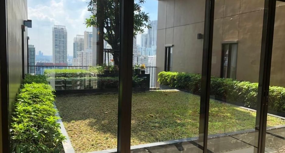 À vendre 1 chambre condo à Khlong Toei, Bangkok