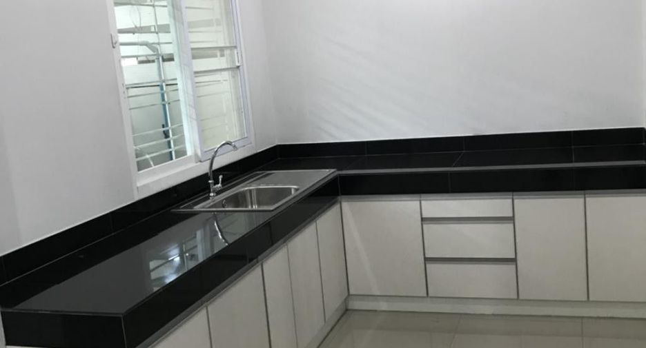 Casa en venta de 3 habitaciones en Hang Dong, Chiang Mai