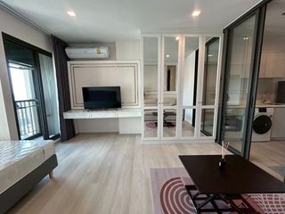 For rent 1 bed condo in Pathum Wan, Bangkok