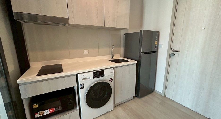 For rent 1 bed condo in Pathum Wan, Bangkok
