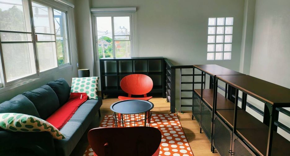 For sale 2 bedrooms townhouse in Mueang Chiang Mai, Chiang Mai