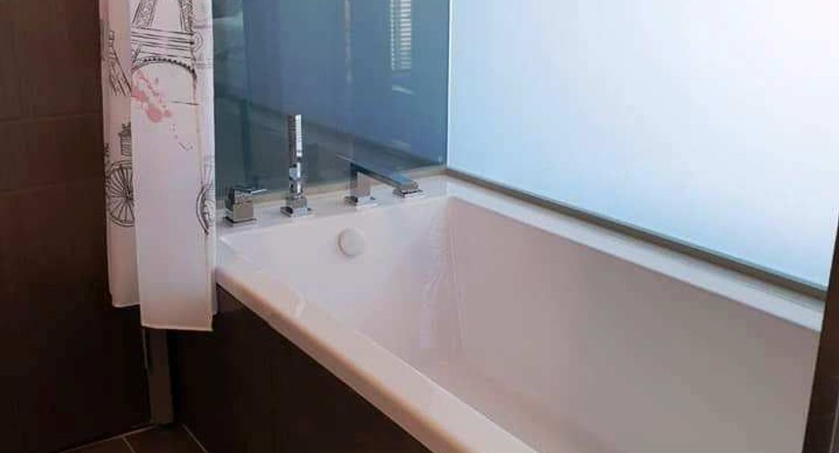 Condo en alquiler de 1 habitaciones en Watthana, Bangkok