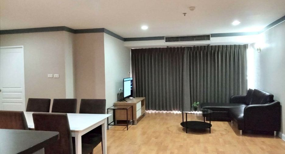 For rent 3 bedrooms condo in Khlong Toei, Bangkok