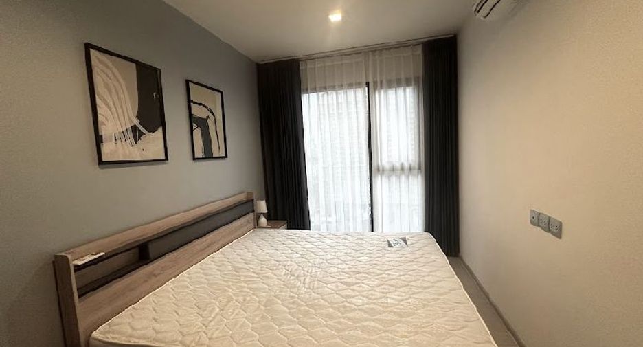 For rent 2 bedrooms condo in Huai Khwang, Bangkok