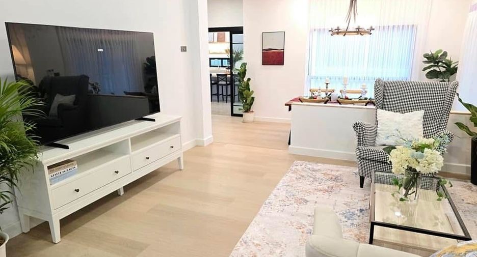 Casa en venta y en alquiler de 4 habitaciones en Hang Dong, Chiang Mai
