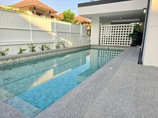 À vendre et à louer 4 chambres maison à Hang Dong, Chiang Mai