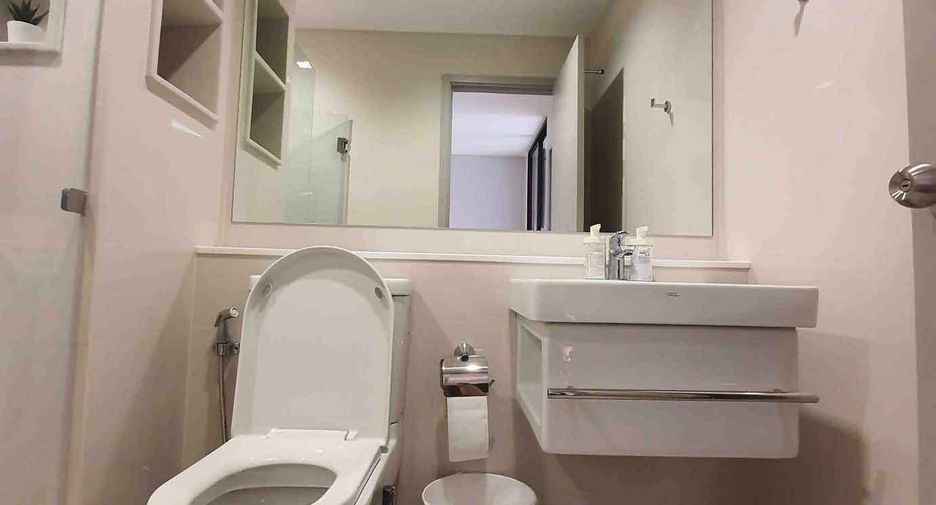 For rent 1 bed condo in Phra Khanong, Bangkok