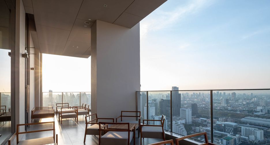 For rent 1 bed condo in Watthana, Bangkok