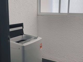 Аренда студия кондо в Дин Даенг, Бангкок