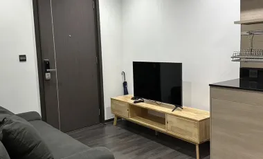 Продажа и аренда 1 кровать кондо в Хуаи Кхщанг, Бангкок