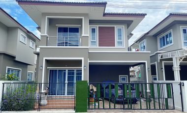 À vendre 3 chambres maison à San Kamphaeng, Chiang Mai