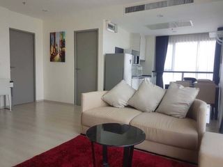 Wohnung zum Kauf mit 2 Zimmer in Huai Khwang, Bangkok