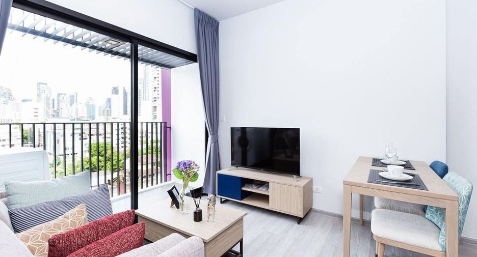 For sale 1 bed condo in Watthana, Bangkok