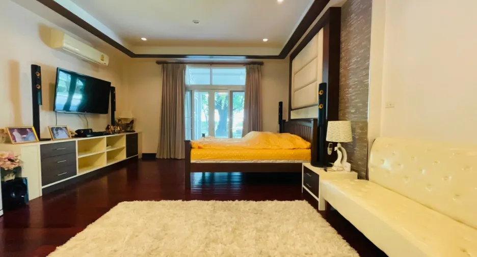 出售 5 卧室 独立屋 在 Mueang Chiang Mai, Chiang Mai