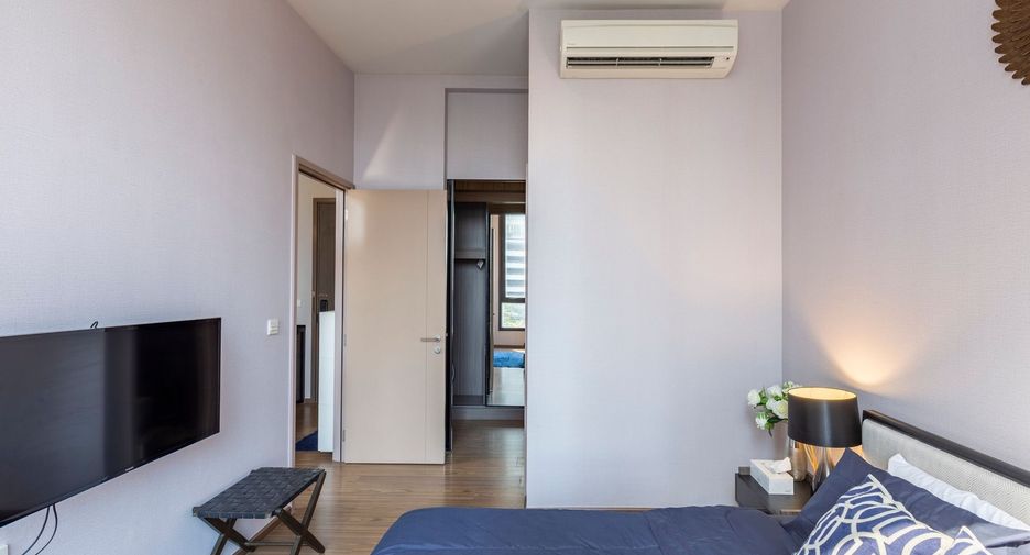For sale 1 bed condo in Khlong Toei, Bangkok