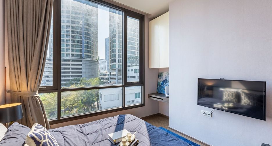 For sale 1 bed condo in Khlong Toei, Bangkok