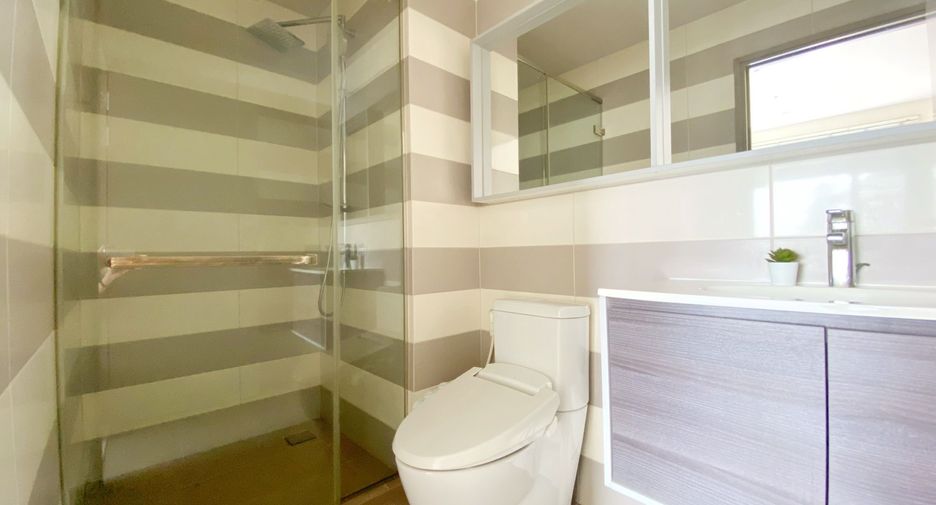 For rent 1 bed condo in Watthana, Bangkok