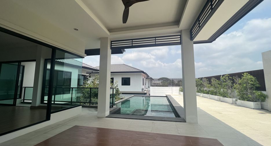 For sale 4 ベッドルーム villa in San Kamphaeng, Chiang Mai