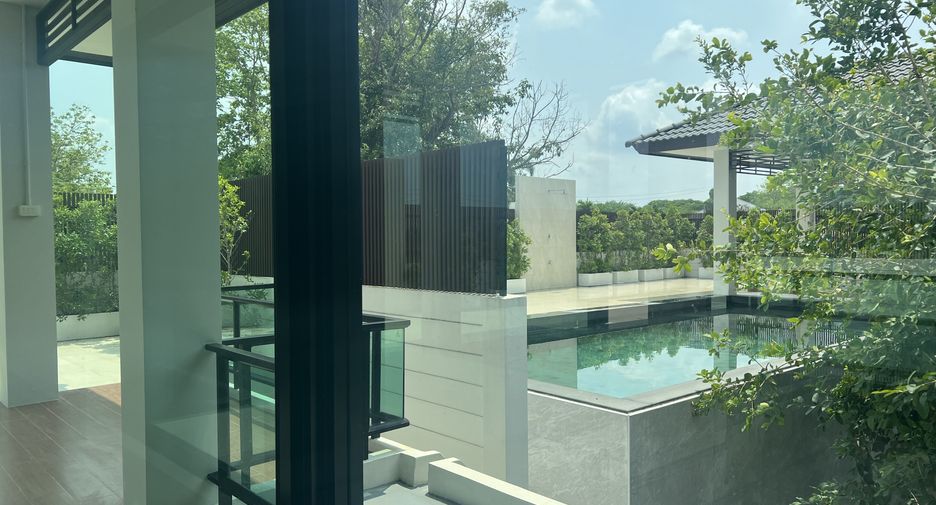 For sale 4 ベッドルーム villa in San Kamphaeng, Chiang Mai