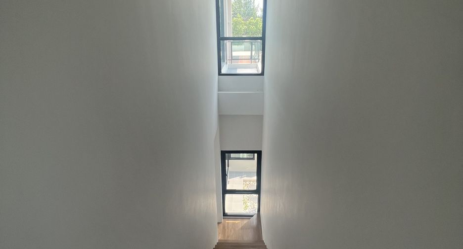 For sale 4 ベッドルーム villa in San Kamphaeng, Chiang Mai