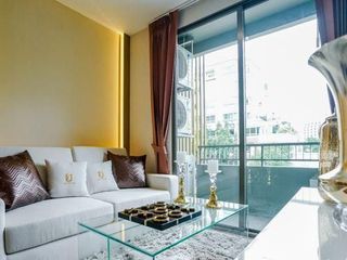 For sale 2 bedrooms condo in Huai Khwang, Bangkok