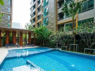For sale 2 bedrooms condo in Huai Khwang, Bangkok