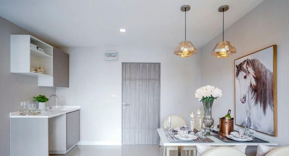 Wohnung zum Kauf mit 2 Zimmer in Huai Khwang, Bangkok