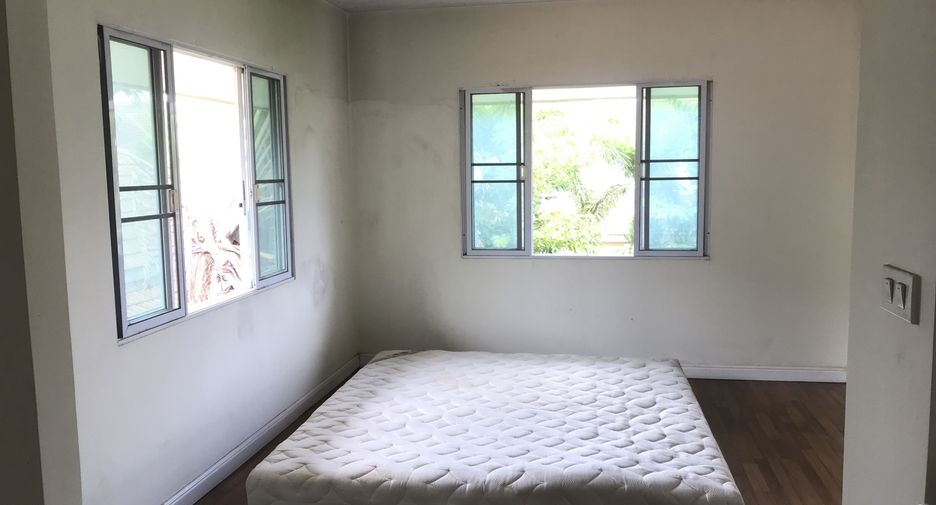 For sale 5 bedrooms house in Doi Saket, Chiang Mai