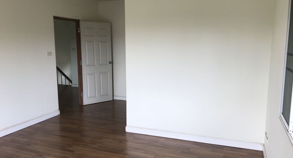 For sale 5 bedrooms house in Doi Saket, Chiang Mai