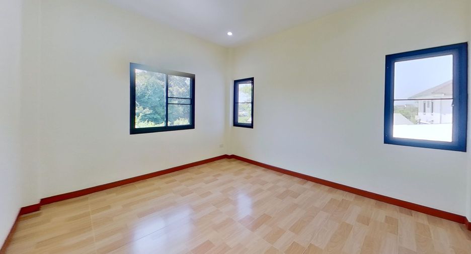 Casa en venta de 4 habitaciones en Doi Saket, Chiang Mai