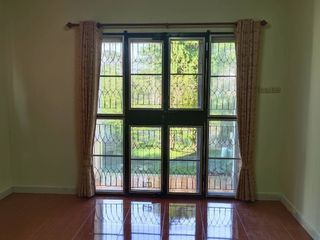 Casa en venta de 3 habitaciones en San Kamphaeng, Chiang Mai