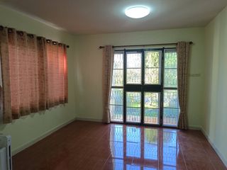 Casa en venta de 3 habitaciones en San Kamphaeng, Chiang Mai
