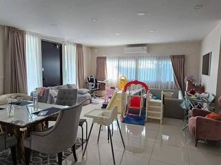 Продажа и аренда 4 спальни дом в Лат Крабанг, Бангкок