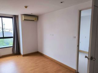For sale 1 bed condo in Phra Khanong, Bangkok