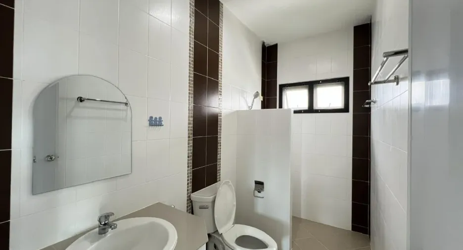 Haus zum Kauf mit 3 Zimmer in Saraphi, Chiang Mai