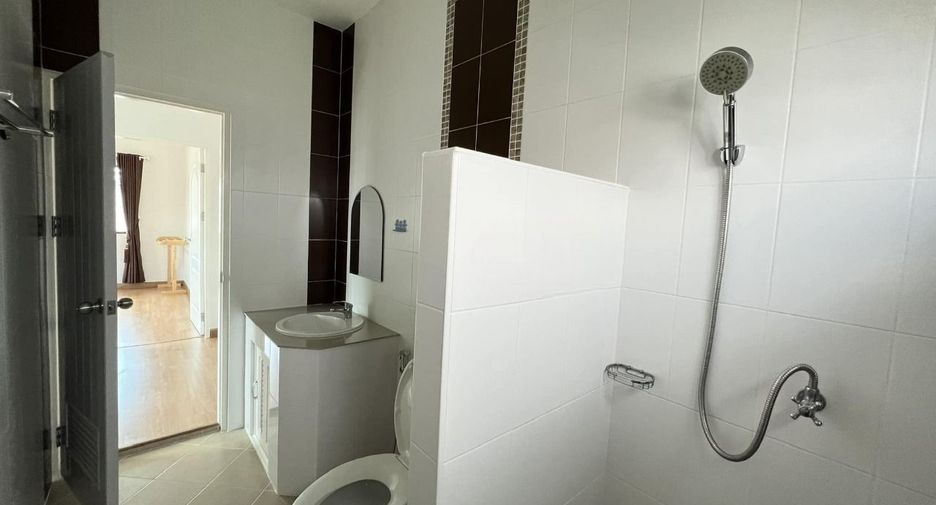 Haus zum Kauf mit 3 Zimmer in Saraphi, Chiang Mai