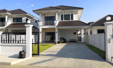 Haus zum Kauf mit 3 Zimmer in Saraphi, Chiang Mai
