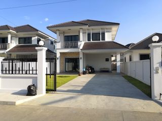 For sale 3 bedrooms house in Saraphi, Chiang Mai
