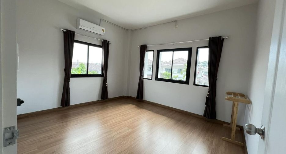 Haus zum Kauf mit 3 Zimmer in Saraphi, Chiang Mai