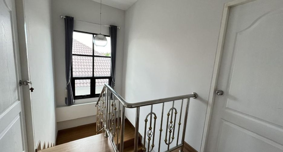 Haus zum Kauf mit 3 Zimmer in Saraphi, Chiang Mai