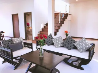 For sale 5 bedrooms house in Hang Dong, Chiang Mai