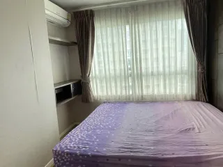 À louer 1 chambre condo à Huai Khwang, Bangkok