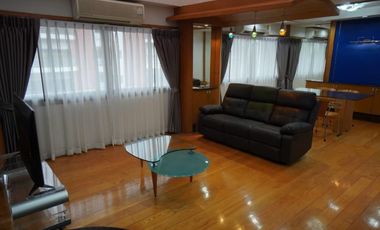 For rent 3 bedrooms condo in Pathum Wan, Bangkok
