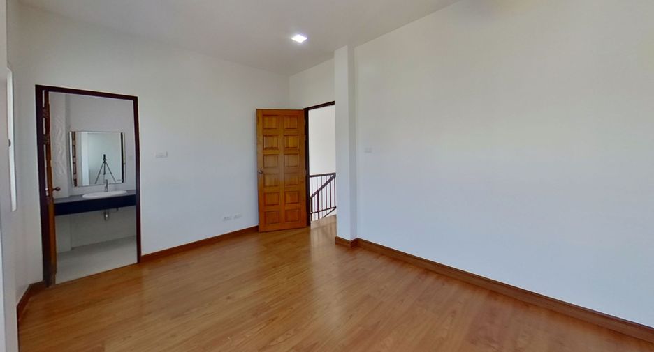 For sale 3 bedrooms house in Doi Saket, Chiang Mai