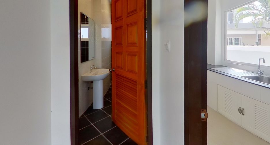 For sale 3 bedrooms house in Doi Saket, Chiang Mai