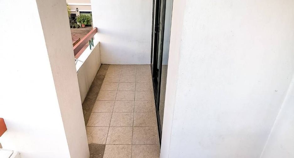 For sale studio condo in Mueang Chiang Mai, Chiang Mai