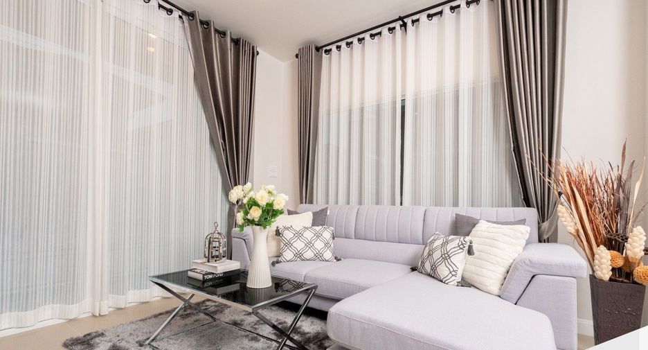Casa en venta de 6 habitaciones en San Kamphaeng, Chiang Mai