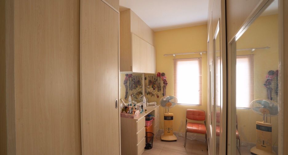 Продажа 7 спальни дом в Сан Кампаенг, Чианг Маи